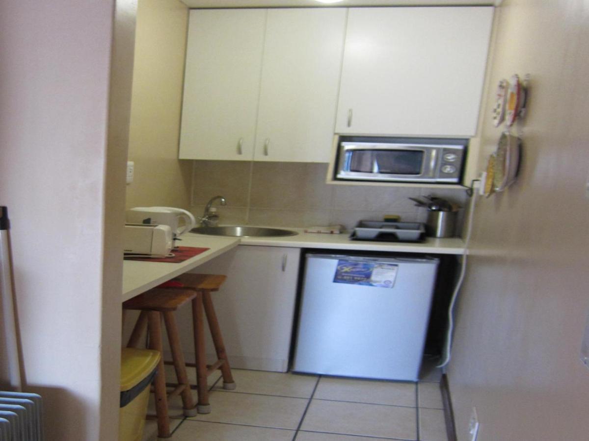 Smithland Guest Apartments Cape Town Bellville Exterior foto